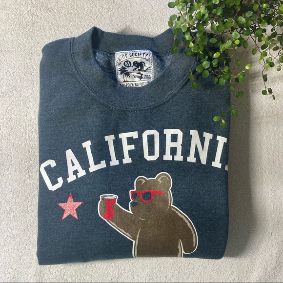 Riot Society Sweatshirt - Picture 2 of 3